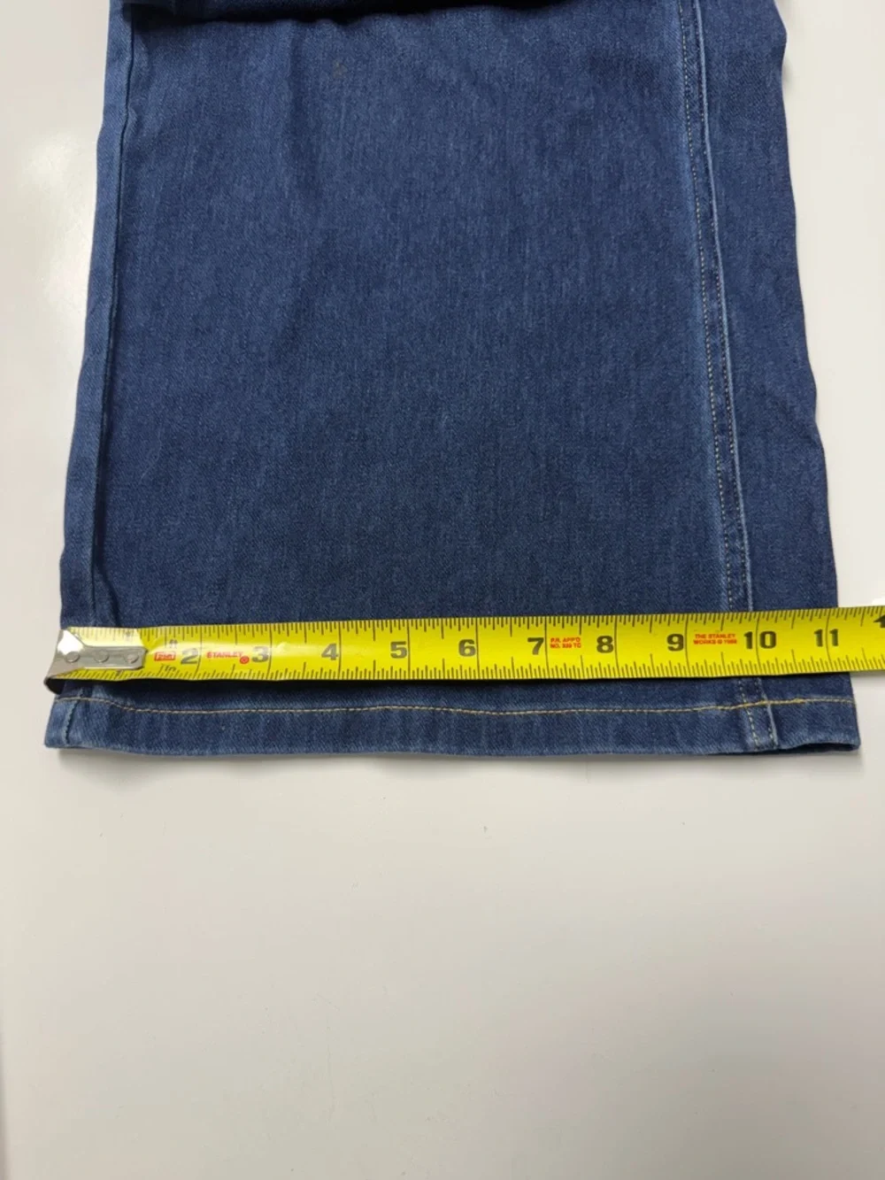 HALARA Medium Blue Denim Jeans with Yellow Stitching - Picture 5 of 5